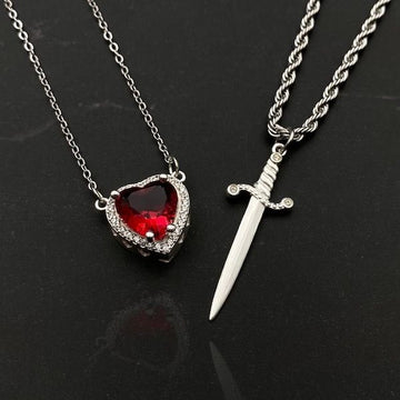 SWORD HEART COUPLE NECKLESS